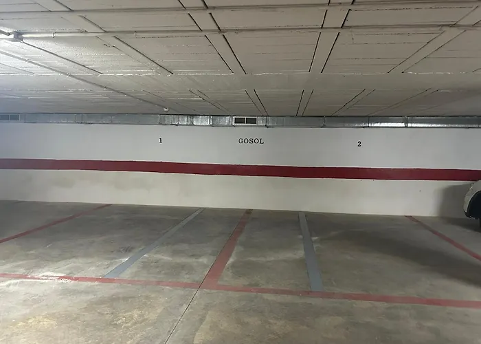 Gosol Lemon, Centro-Parking